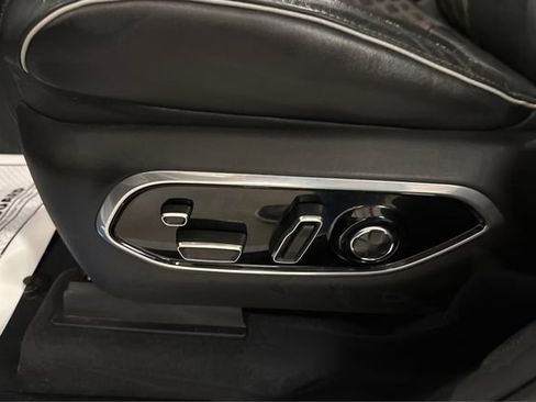 Used 2023 Jeep Grand Cherokee L Summit w/ Advanced Protech Group IV image 18