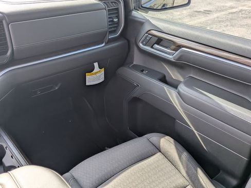 Used 2022 Chevrolet Silverado 1500 LT w/ Protection Package image 16