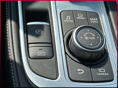 Used 2023 INFINITI QX60 Sensory w/ Cargo Package FWD image 35