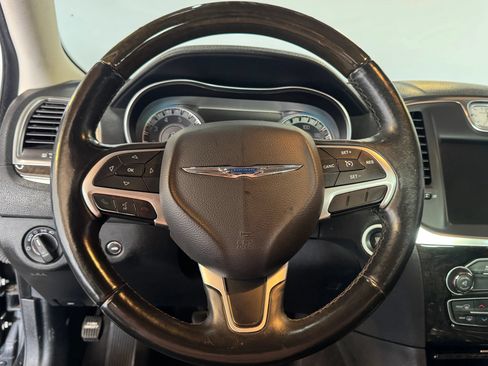 Used 2016 Chrysler 300 C AWD/4WD image 16