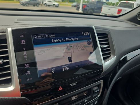 Used 2020 Honda Ridgeline Black Edition image 15