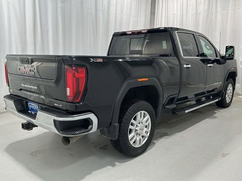 Used 2021 GMC Sierra 3500 SLT w/ SLT Premium Package image 8