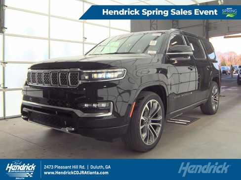 Used 2022 Jeep Grand Wagoneer Series III w/ Rear Seat Video Group 1 image 1