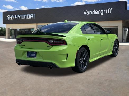 Used 2023 Dodge Charger R/T w/ Blacktop Package RWD image 12
