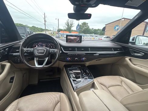 Used 2017 Audi Q7 2.0T Premium Plus w/ Premium Plus Package AWD/4WD image 26