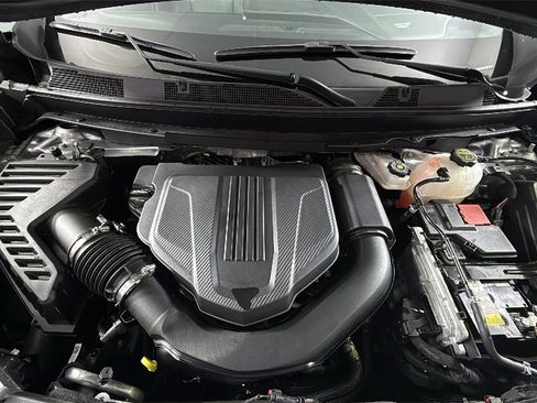 Used 2025 GMC Acadia Elevation image 37