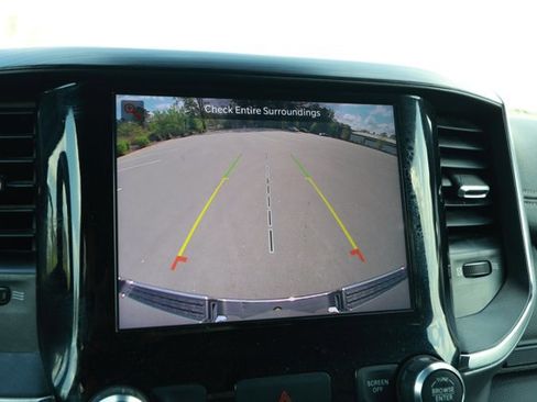 Used 2024 RAM 1500 Laramie image 18