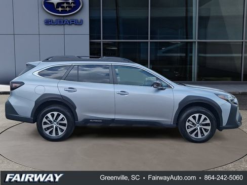 Certified 2024 Subaru Outback Premium AWD/4WD image 9