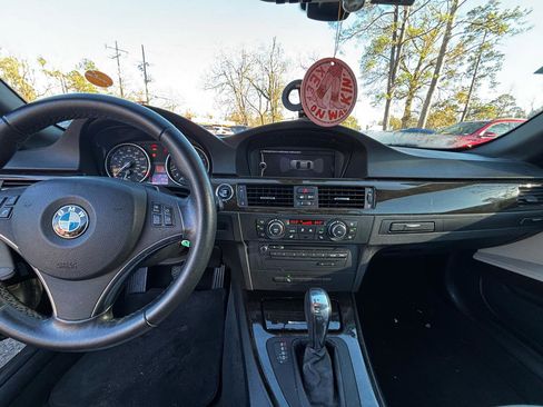 Used 2013 BMW 328i Convertible RWD image 6