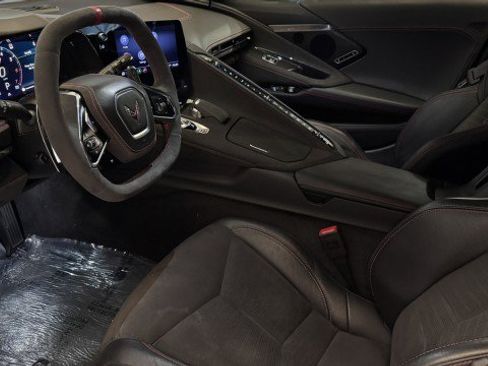 Used 2023 Chevrolet Corvette 3LT w/ Z51 Performance Package image 3