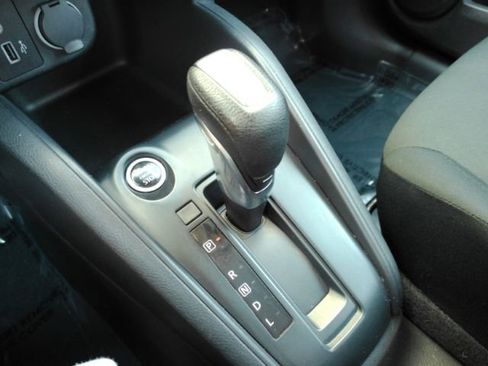 Used 2024 Nissan Kicks S image 40