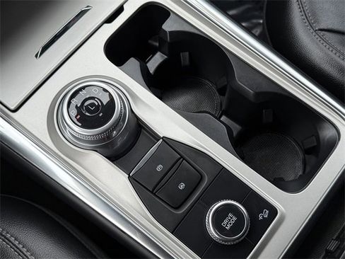 Certified 2022 Ford Explorer Limited w/ Equipment Group 301A image 15