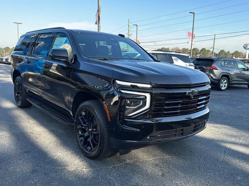 New 2026 Chevrolet Suburban RST image 6
