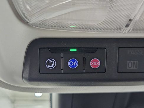 Used 2022 Chevrolet TrailBlazer LT w/ LPO, Blackout Package FWD image 24