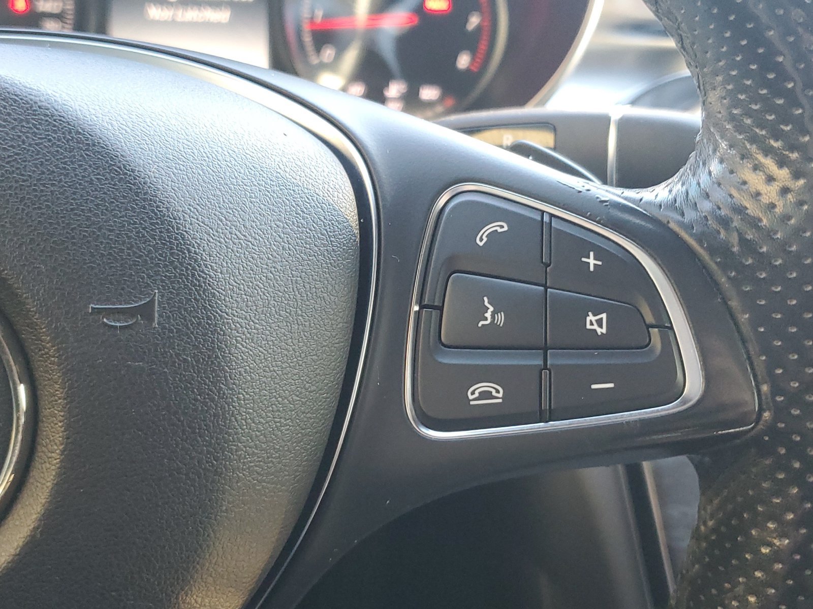 Used 2016 Mercedes-Benz C 300 4MATIC Sedan image 24