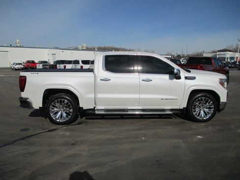 Used 2020 GMC Sierra 1500 SLT w/ SLT Premium Plus Package image 3