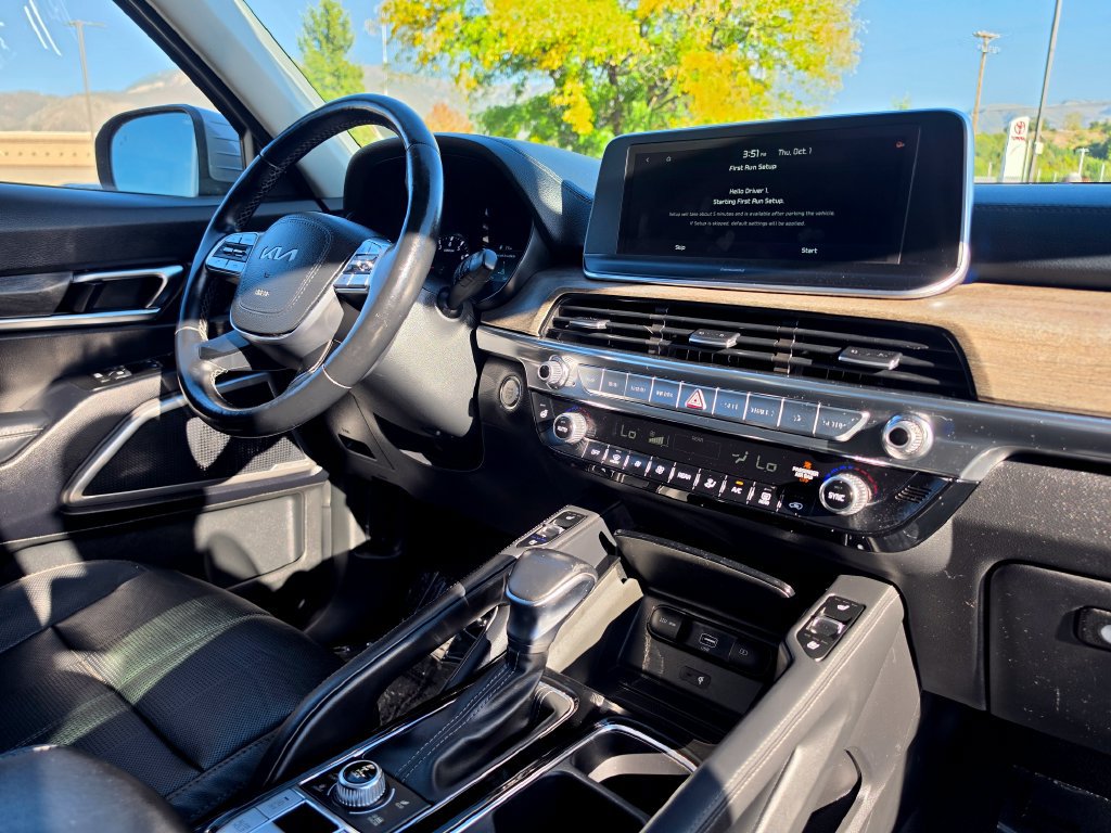 Certified 2022 Kia Telluride EX w/ EX Premium Package AWD/4WD image 18