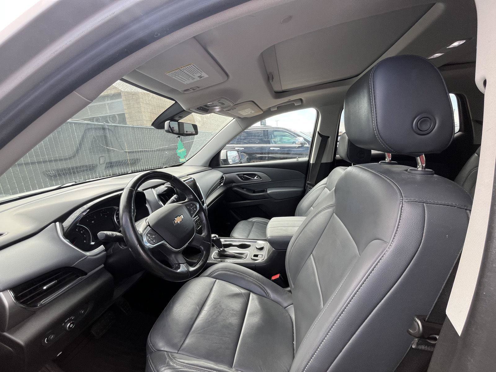 Used 2018 Chevrolet Traverse LT AWD/4WD image 7