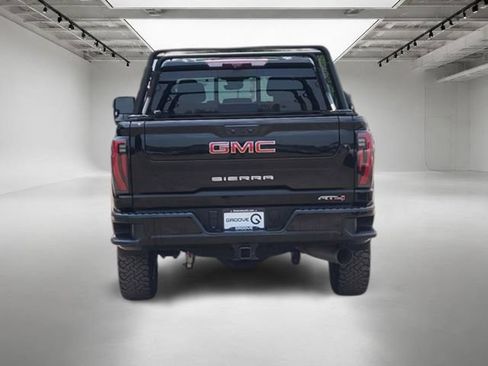 Used 2024 GMC Sierra 2500 AT4 w/ AT4 Premium Plus Package AWD/4WD image 5