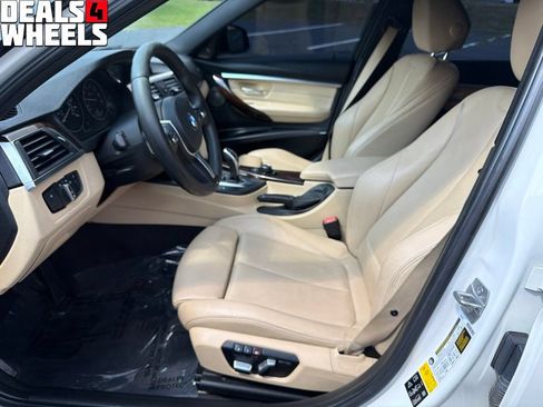 Used 2017 BMW 330i xDrive Sedan AWD/4WD image 9