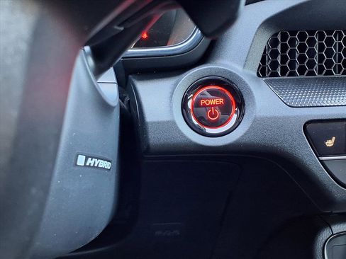 Certified 2025 Honda CR-V Sport image 11