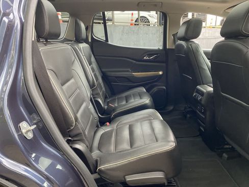 Used 2018 GMC Acadia Denali w/ Technology Package AWD/4WD image 17