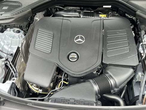 Used 2026 Mercedes-Benz GLC 300 4MATIC image 33