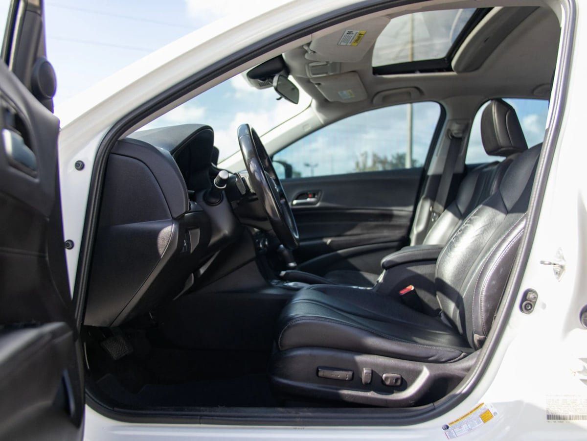 Used 2020 Acura ILX FWD image 19