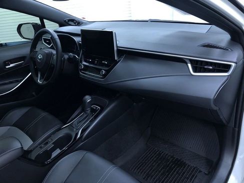 Certified 2025 Toyota Corolla XSE image 23