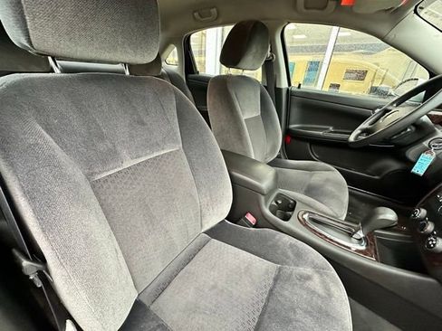 Used 2016 Chevrolet Impala Limited LS image 24