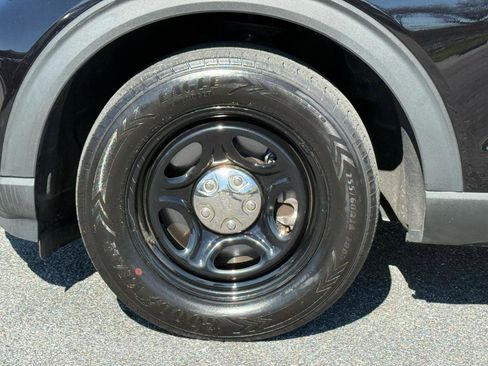 Used 2022 Ford Explorer 4WD Police Interceptor image 31