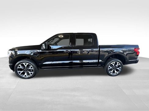 Used 2023 Ford F150 Lightning Platinum image 8