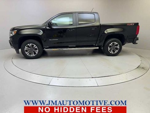 Used 2022 Chevrolet Colorado Z71 w/ Safety Package AWD/4WD image 2