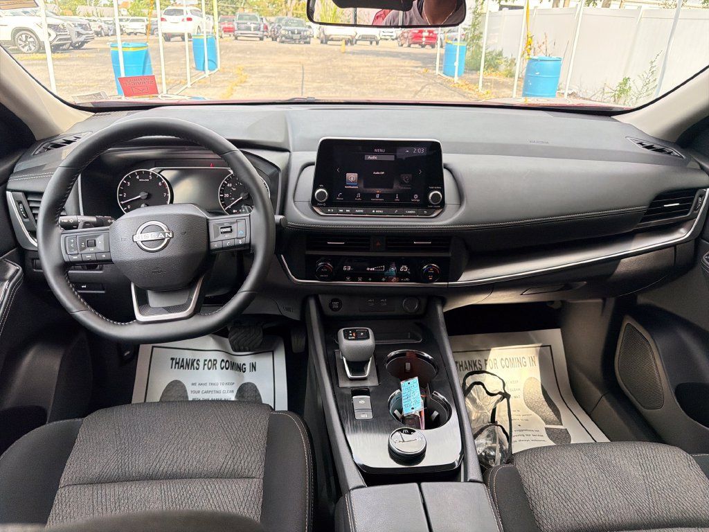 Certified 2026 Nissan Rogue SV AWD/4WD image 62