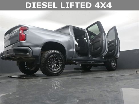 Used 2020 Chevrolet Silverado 1500 RST image 46