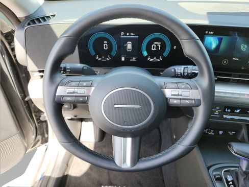 Certified 2025 Hyundai Kona SEL FWD image 12