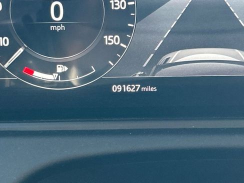 Used 2019 Land Rover Range Rover Velar R-Dynamic SE AWD/4WD image 32