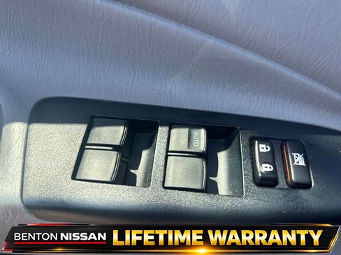 Used 2015 Toyota Tacoma 4x4 Double Cab w/ SR5 Package image 13