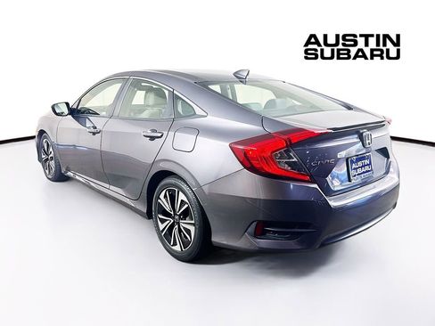 Used 2018 Honda Civic EX-T image 5