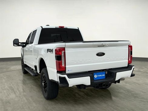 Certified 2024 Ford F250 Lariat w/ Black Appearance Package image 7