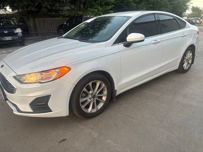 Used 2019 Ford Fusion SE
