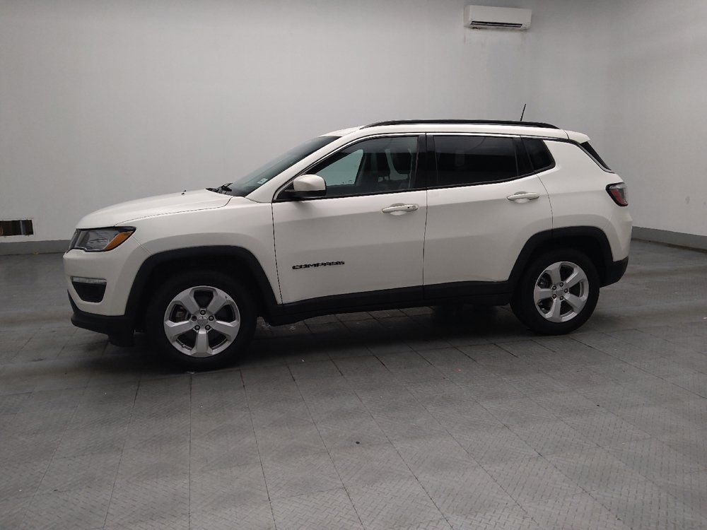 Used 2018 Jeep Compass Latitude w/ Popular Equipment Group FWD image 2