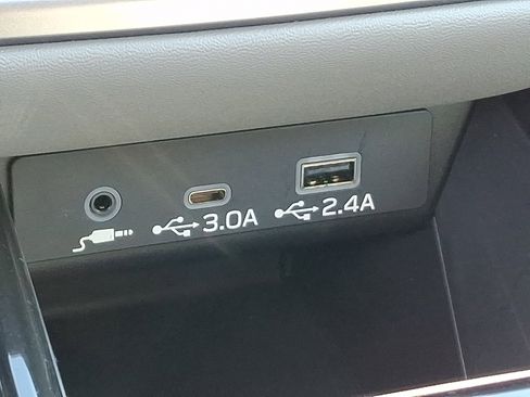 Certified 2023 Subaru Legacy Limited image 25