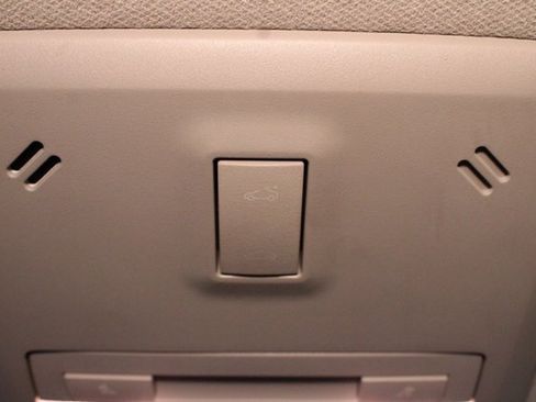 Used 2016 Chevrolet Sonic LT image 24