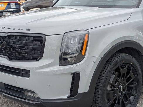 Used 2022 Kia Telluride SX w/ SX Prestige Package image 6