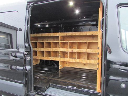 Used 2018 Ford Transit 250 130 Medium Roof image 5