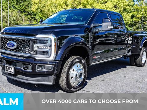 Used 2025 Ford F450 Platinum w/ FX4 Off-Road Package image 3