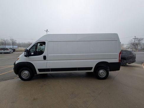 New 2026 RAM ProMaster 2500 w/ Convenience Group image 10