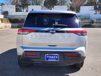 Used 2025 Nissan Pathfinder SV