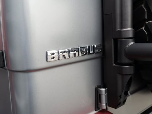 Used 2018 Mercedes-Benz G 550 Squared image 36